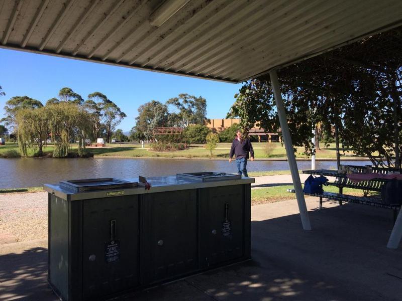 Cedar Lodge Motel Morwell Luaran gambar
